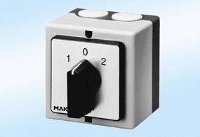PU 2 IM0009068.PNG Permutateur de pôles pour montage encastré. Pour moteurs avec enroulements séparés