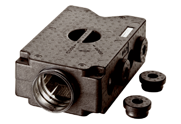 MF-V63 IM0011136.PNG Air distributor made of sound-insulating plastic, with inspection opening, for 8 x MF-F63 flexible ducts, DN 125 feed duct, width x height x depth: 475 x 153 x 300 mm